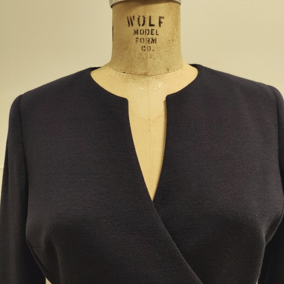 Louis Féraud Wool Ponte dress with silk lining in navy blue, Size 8 - Picture 2 of 13